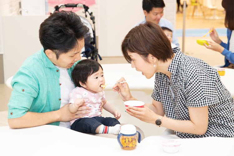 1Fファミリーステーションの離乳食コーナー