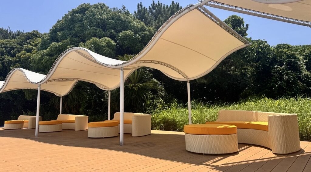 屋根つきのソファー席GOLDシート