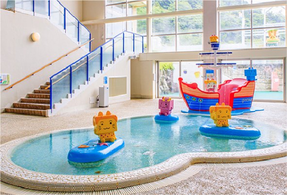 水深30cmの「ボザッピィの湯ゥ遊広場」