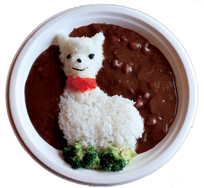 ごはんをアルパカの形に盛ったカレーライス